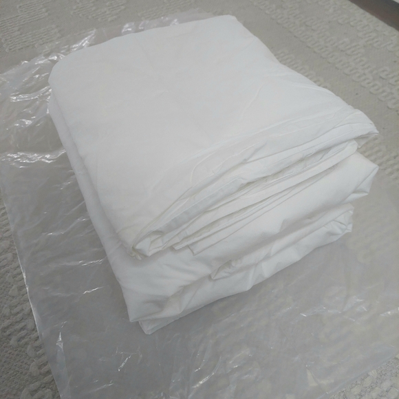 Quince Organic Cotton Percale White Sheets & 2 Pillowcases! Full (171) - Picture 6 of 14